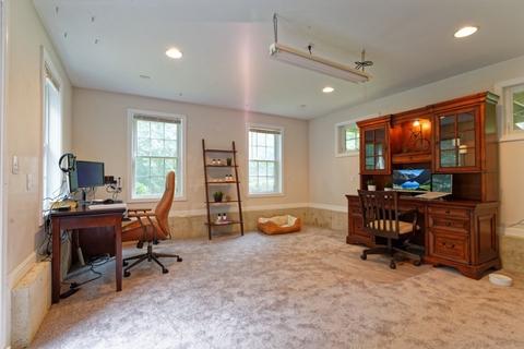 9 Spring St, Pelham, NH 03076 photo 18