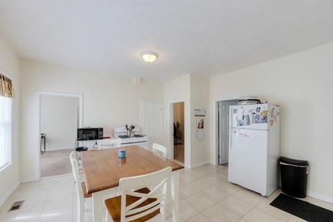 10 Prentice St, Worcester, MA 01604 photo 5