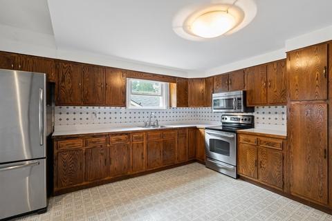 11 Cardinal Rd, Danvers, MA 01923 photo 5