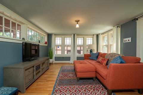 95 Virginia St, Springfield, MA 01108 photo 17