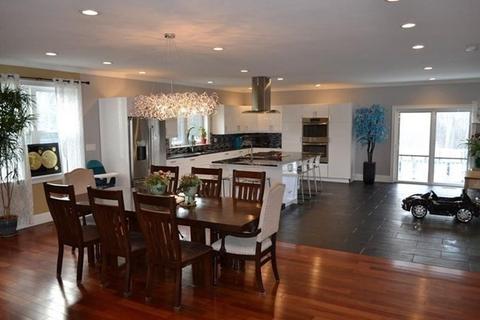 604 S Main St, Raynham, MA 02767 photo 5