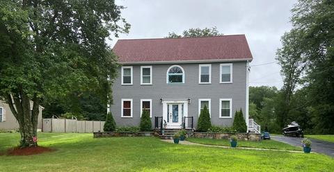 604 S Main St, Raynham, MA 02767 photo 2