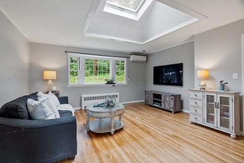 12 Tuttle Dr, Acton, MA 01720 photo 6