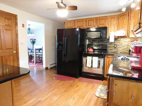 77 Brookside Dr, Gardner, MA 01440 photo 10