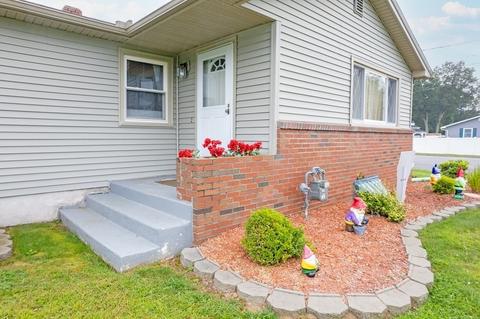 1237 Burnett Rd, Chicopee, MA 01020 photo 5