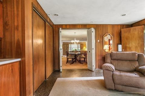 48 Ashmore Rd, Worcester, MA 01602 photo 8