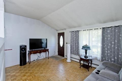 50 Corcoran Blvd, Springfield, MA 01118 photo 14