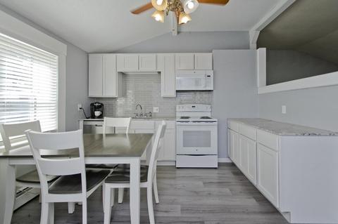 50 Corcoran Blvd, Springfield, MA 01118 photo 3