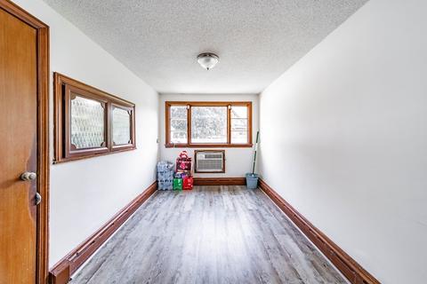 4 Chapin Ter, Springfield, MA 01107 photo 15