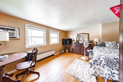 4 Chapin Ter, Springfield, MA 01107 photo 9