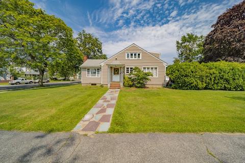 4 Chapin Ter, Springfield, MA 01107 photo 1