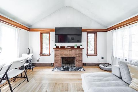 4 Chapin Ter, Springfield, MA 01107 photo 19