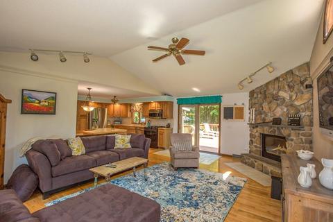 48 Nash Hill Rd, Ludlow, MA 01056 photo 7