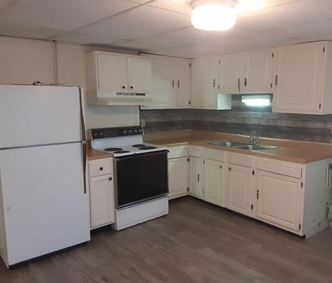 56 North St, Ware, MA 01082 photo 5