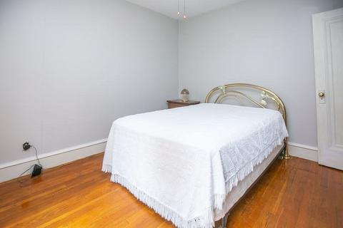 133 Edendale St, Springfield, MA 01104 photo 14