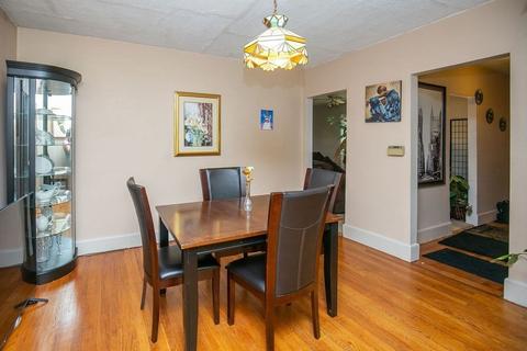 133 Edendale St, Springfield, MA 01104 photo 24