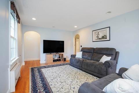 105 Lancaster St, Springfield, MA 01118 photo 12