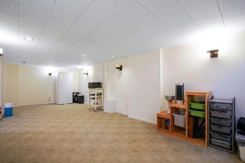 105 Lancaster St, Springfield, MA 01118 photo 30