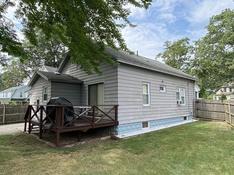 11 Merida St, Springfield, MA 01104 photo 4