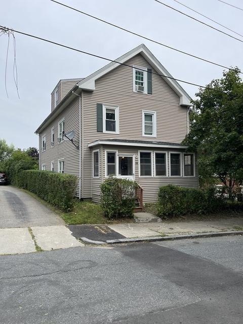 18 Falmouth St, Worcester, MA 01607 photo 2