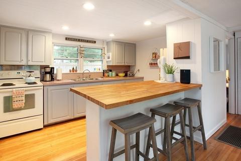 7 Cutlass Ln, Mashpee, MA 02649 photo 9