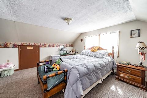 280 Jasper St, Springfield, MA 01109 photo 14
