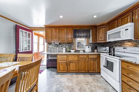 280 Jasper St, Springfield, MA 01109 photo 5