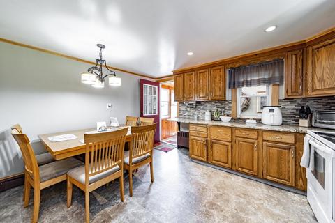 280 Jasper St, Springfield, MA 01109 photo 6