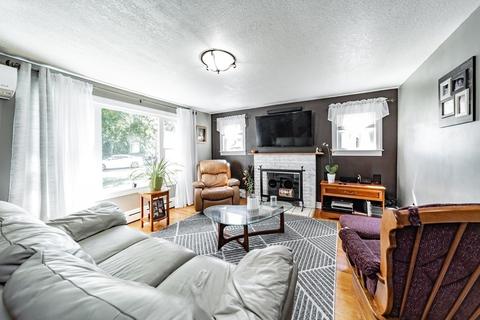 280 Jasper St, Springfield, MA 01109 photo 7