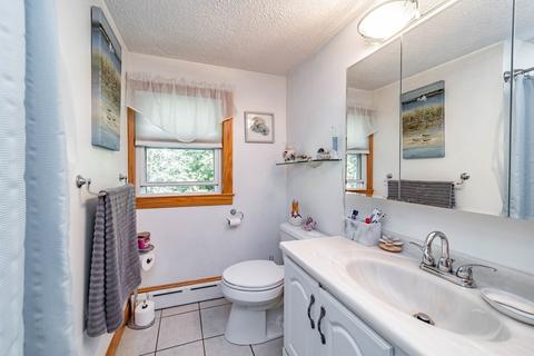 280 Jasper St, Springfield, MA 01109 photo 11