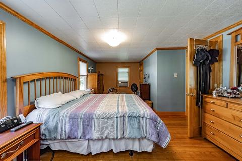 280 Jasper St, Springfield, MA 01109 photo 12