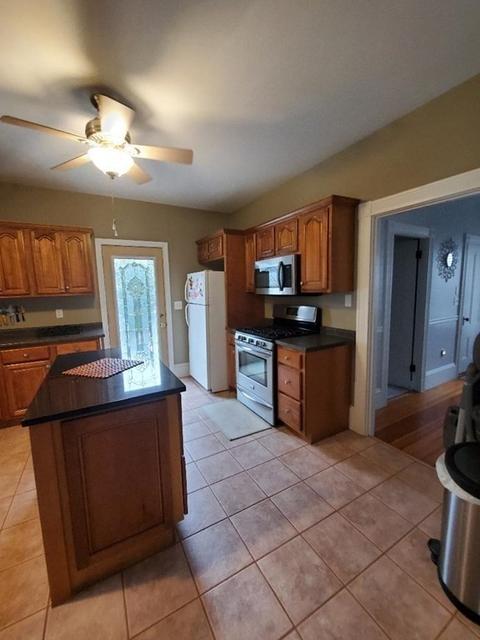 55 Eastern Ave, Fall River, MA 02723 photo 10