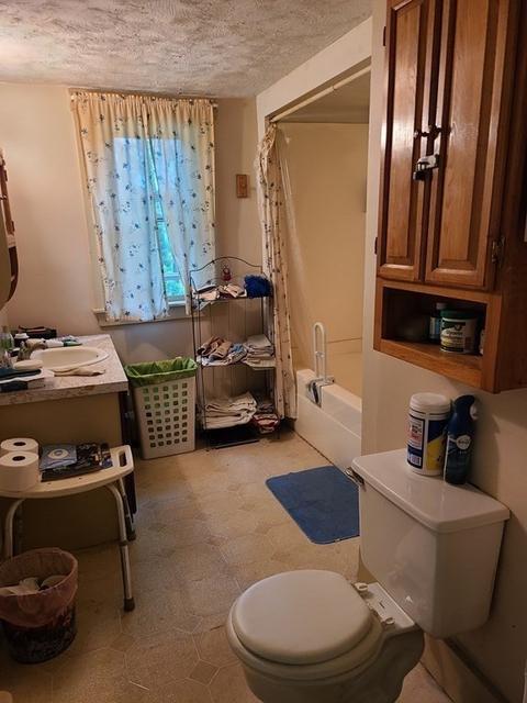 131 Everett Ave, Athol, MA 01331 photo 11