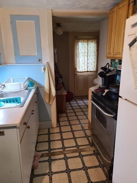 131 Everett Ave, Athol, MA 01331 photo 9