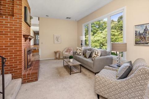 263 East St, Hingham, MA 02043 photo 7