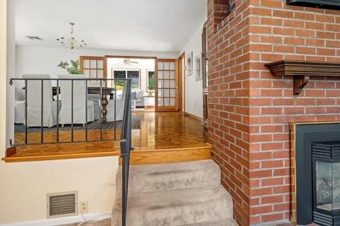 263 East St, Hingham, MA 02043 photo 9
