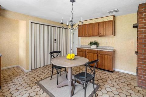 263 East St, Hingham, MA 02043 photo 13