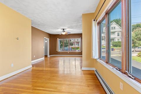 153 Nichols St, Everett, MA 02149 photo 8