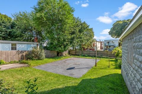 153 Nichols St, Everett, MA 02149 photo 6