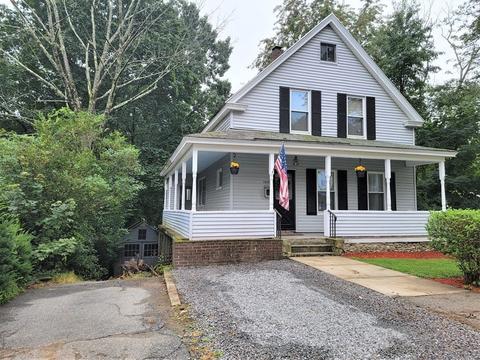 109 Clover St, Worcester, MA 01603 photo 2