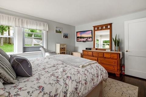 28 Seward Rd, Stoneham, MA 02180 photo 19