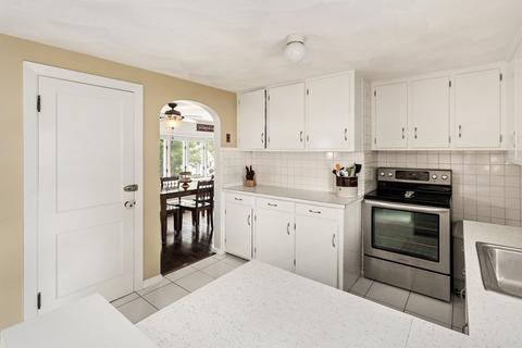 28 Seward Rd, Stoneham, MA 02180 photo 17