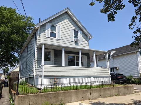 33 Alfred St, Everett, MA 02149 photo 2
