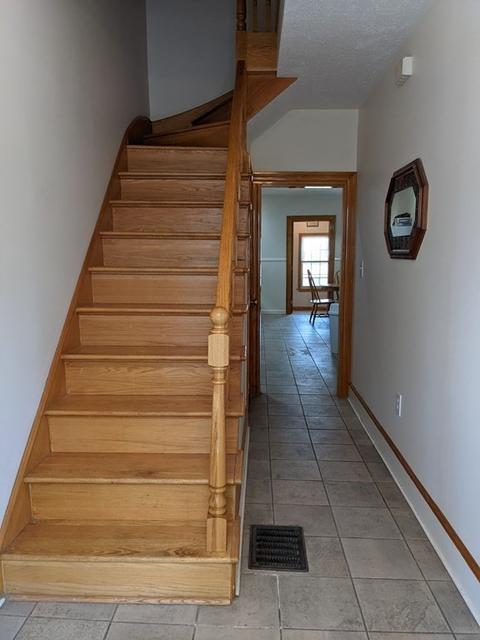 33 Alfred St, Everett, MA 02149 photo 4