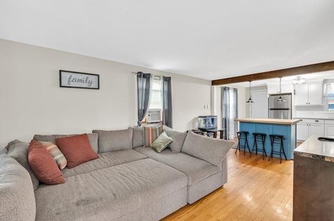 9 Cloran St, Springfield, MA 01109 photo 6