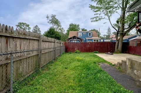 9 Cloran St, Springfield, MA 01109 photo 16