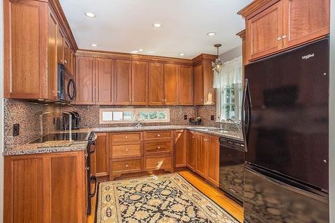 59 Bancroft Ave, Reading, MA 01867 photo 9