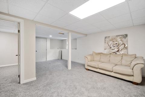 17 Deboo Dr, Springfield, MA 01129 photo 32