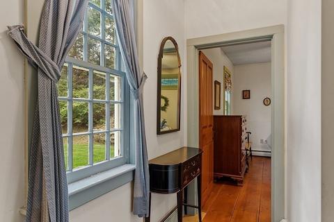 22 Willowbrook Ln, Worcester, MA 01609 photo 17