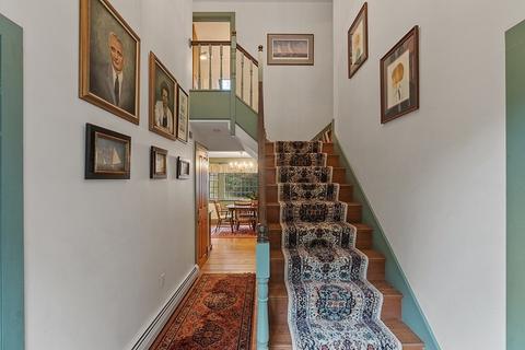 22 Willowbrook Ln, Worcester, MA 01609 photo 4